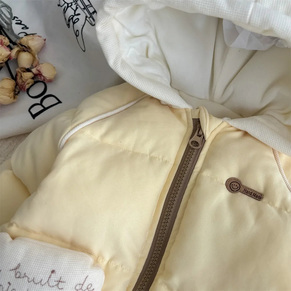 Baby winter clothes with cotton jumpsuit, sweet and cute, 0-2 year old female baby with plush and thick climbing clothes