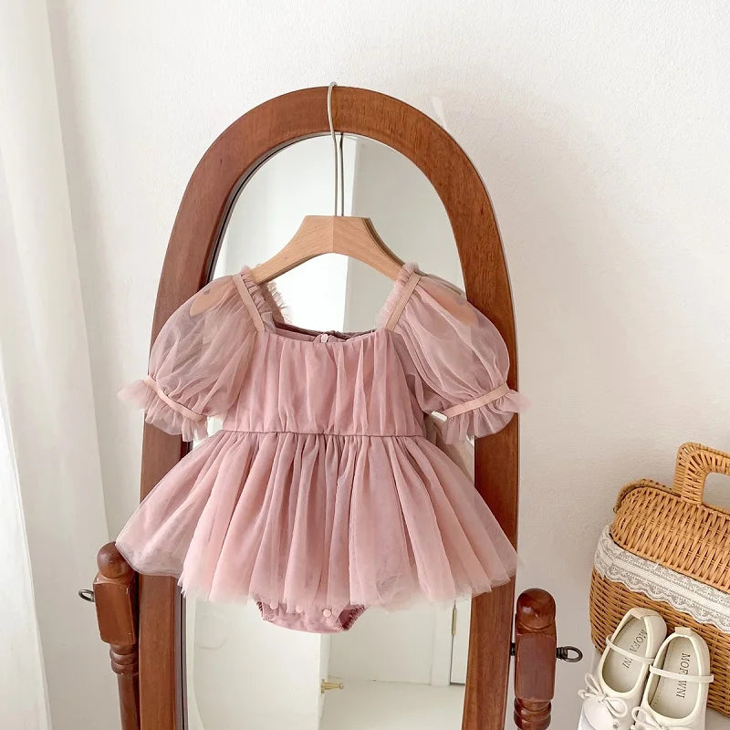 2026 Summer Baby Clothes 100 Day Baptism Birthday Party Sleeveless Jumpsuit Mesh Bow Romper Girl Princess Dress