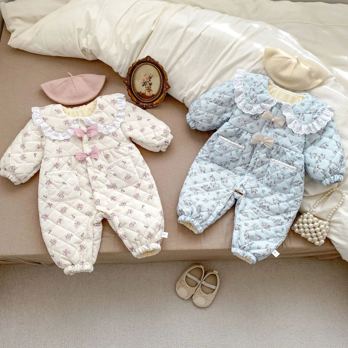 2025 Winter New Baby Girl Sweet Floral Fleece Romper Cute Lace Lapel Newborn Clothes Thick Warm Infant Girl Bow Padded Jumpsuit