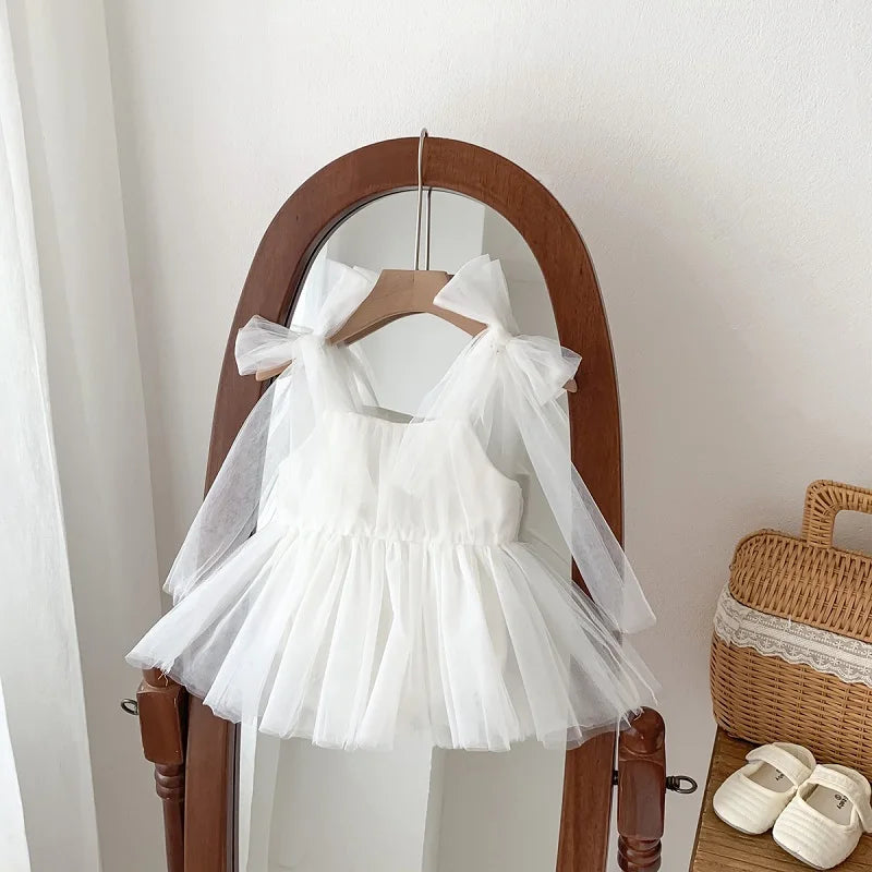 2026 Summer Baby Clothes 100 Day Baptism Birthday Party Sleeveless Jumpsuit Mesh Bow Romper Girl Princess Dress