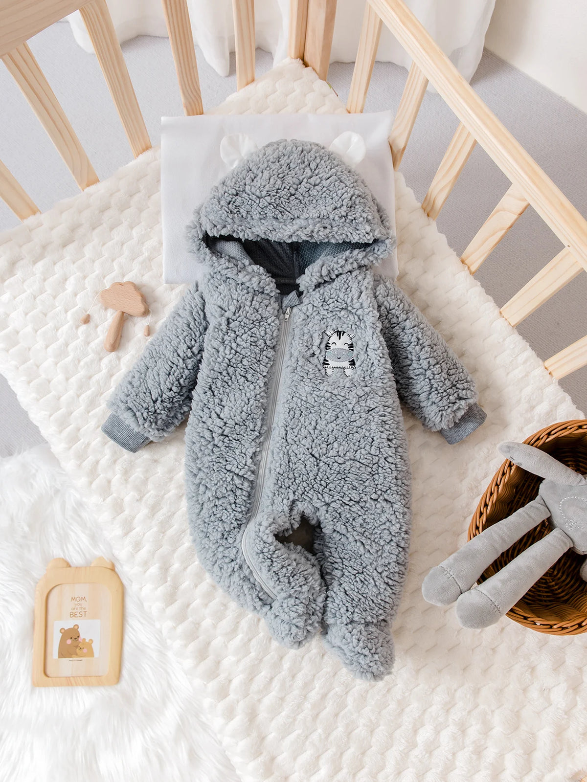 Baby Autumn Winter Plush Crawling Suit Cartoon Bull Design Soft Warm Cloud-like Wrap Sensation for Babies