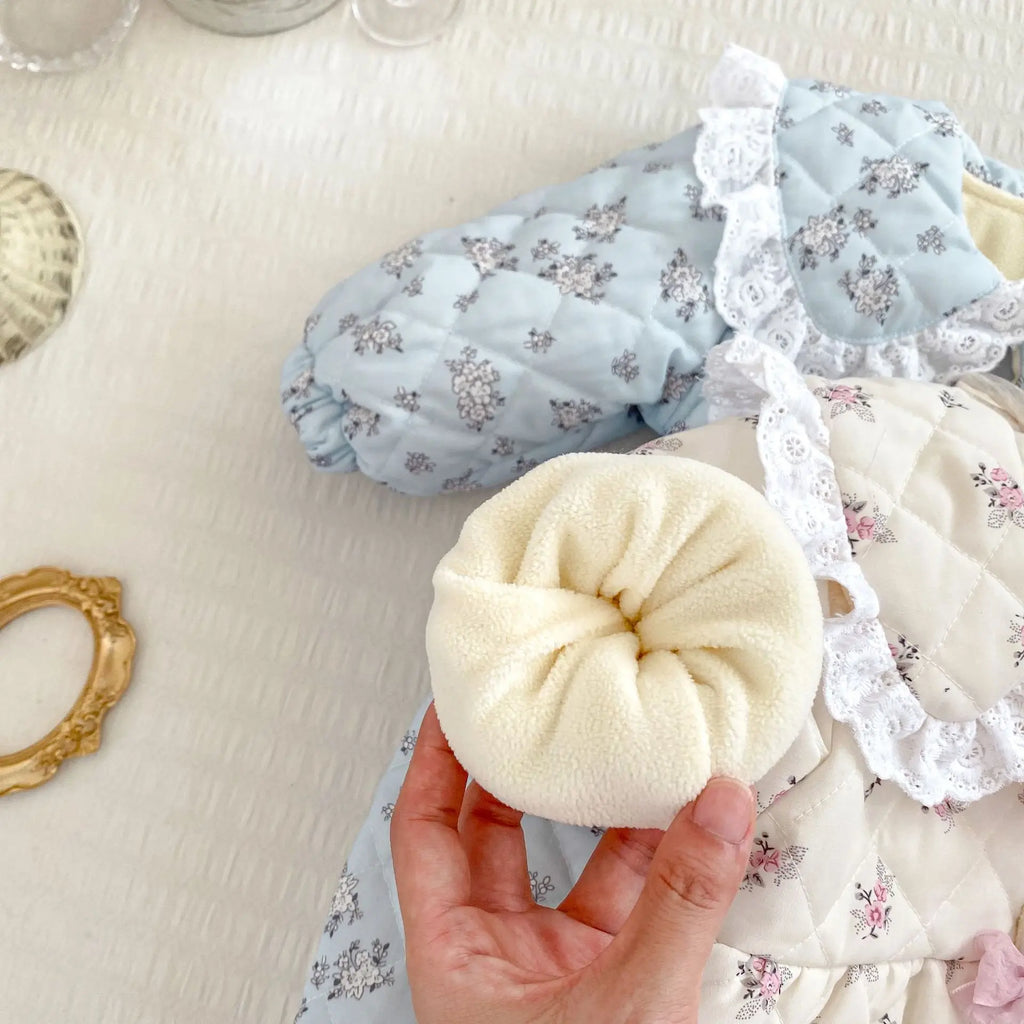 2025 Winter New Baby Girl Sweet Floral Fleece Romper Cute Lace Lapel Newborn Clothes Thick Warm Infant Girl Bow Padded Jumpsuit