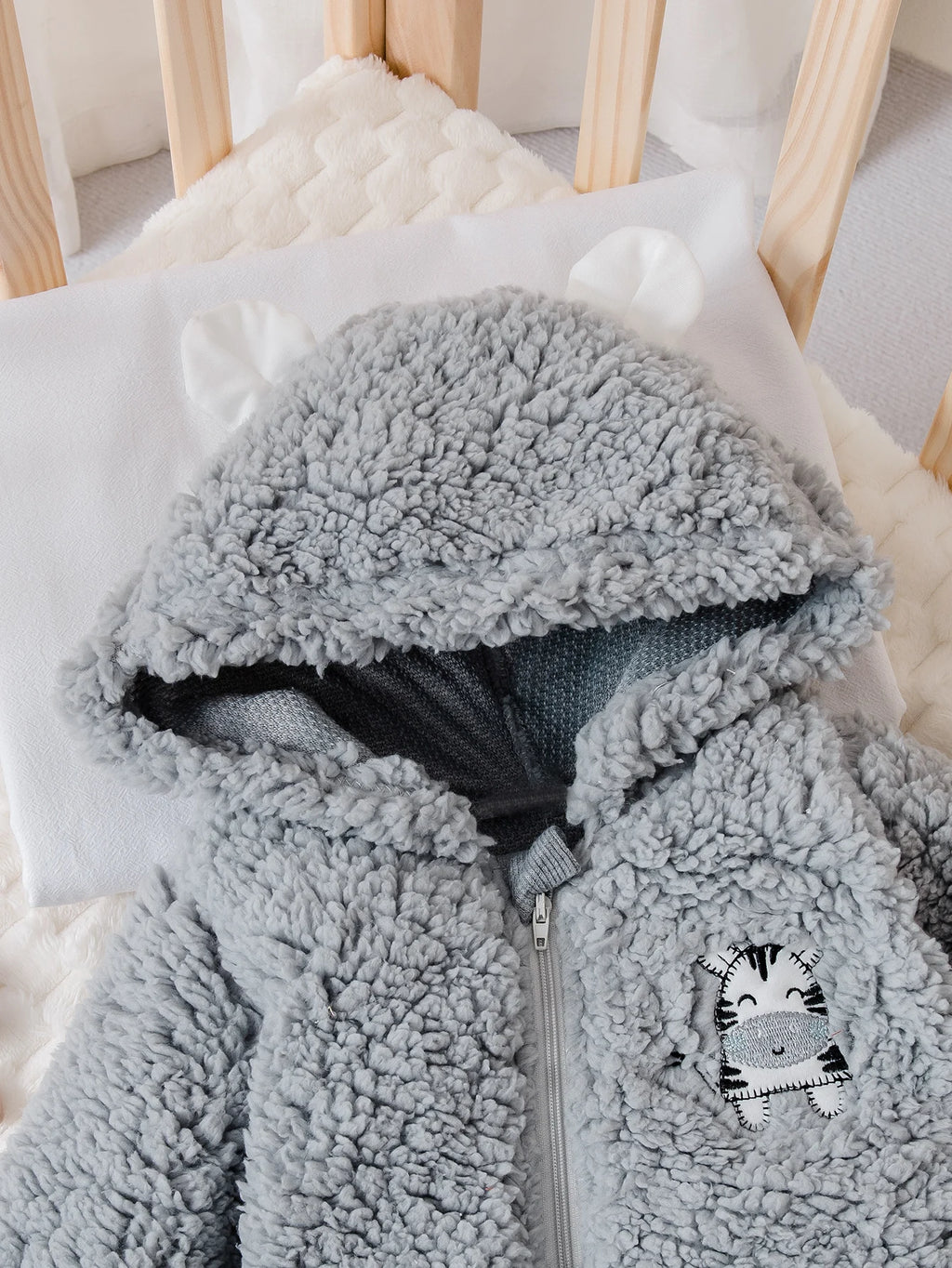 Baby Autumn Winter Plush Crawling Suit Cartoon Bull Design Soft Warm Cloud-like Wrap Sensation for Babies