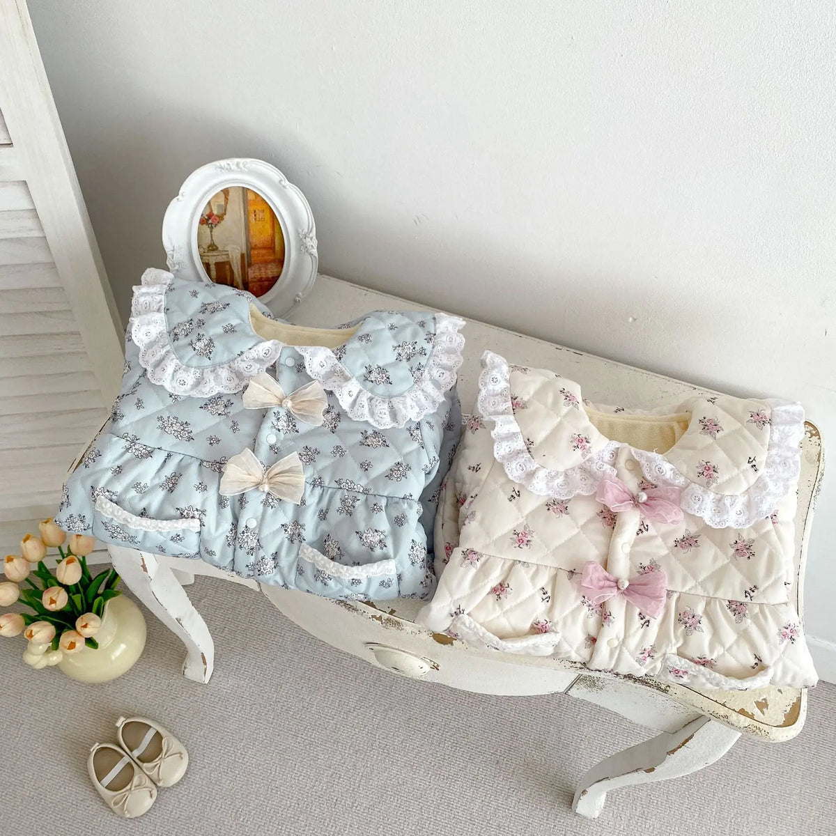 2025 Winter New Baby Girl Sweet Floral Fleece Romper Cute Lace Lapel Newborn Clothes Thick Warm Infant Girl Bow Padded Jumpsuit