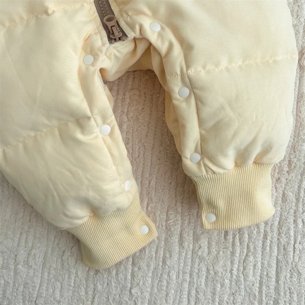 Baby winter clothes with cotton jumpsuit, sweet and cute, 0-2 year old female baby with plush and thick climbing clothes