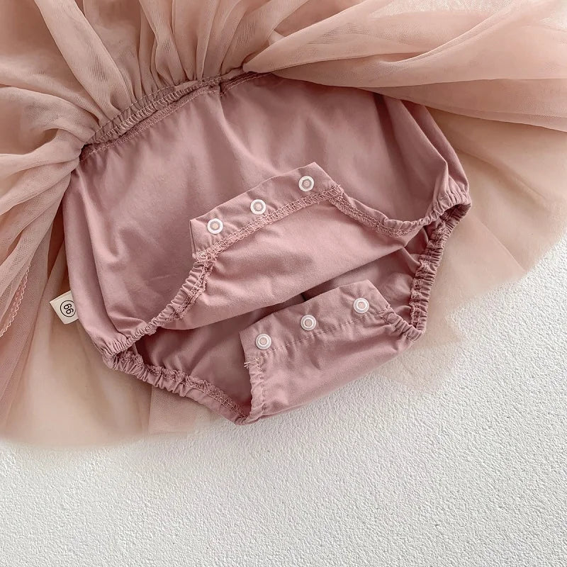 2026 Summer Baby Clothes 100 Day Baptism Birthday Party Sleeveless Jumpsuit Mesh Bow Romper Girl Princess Dress