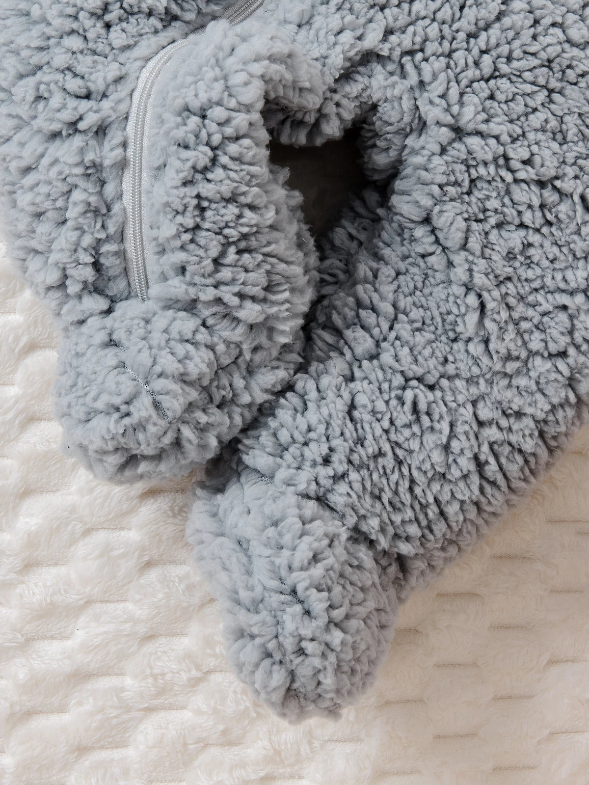 Baby Autumn Winter Plush Crawling Suit Cartoon Bull Design Soft Warm Cloud-like Wrap Sensation for Babies