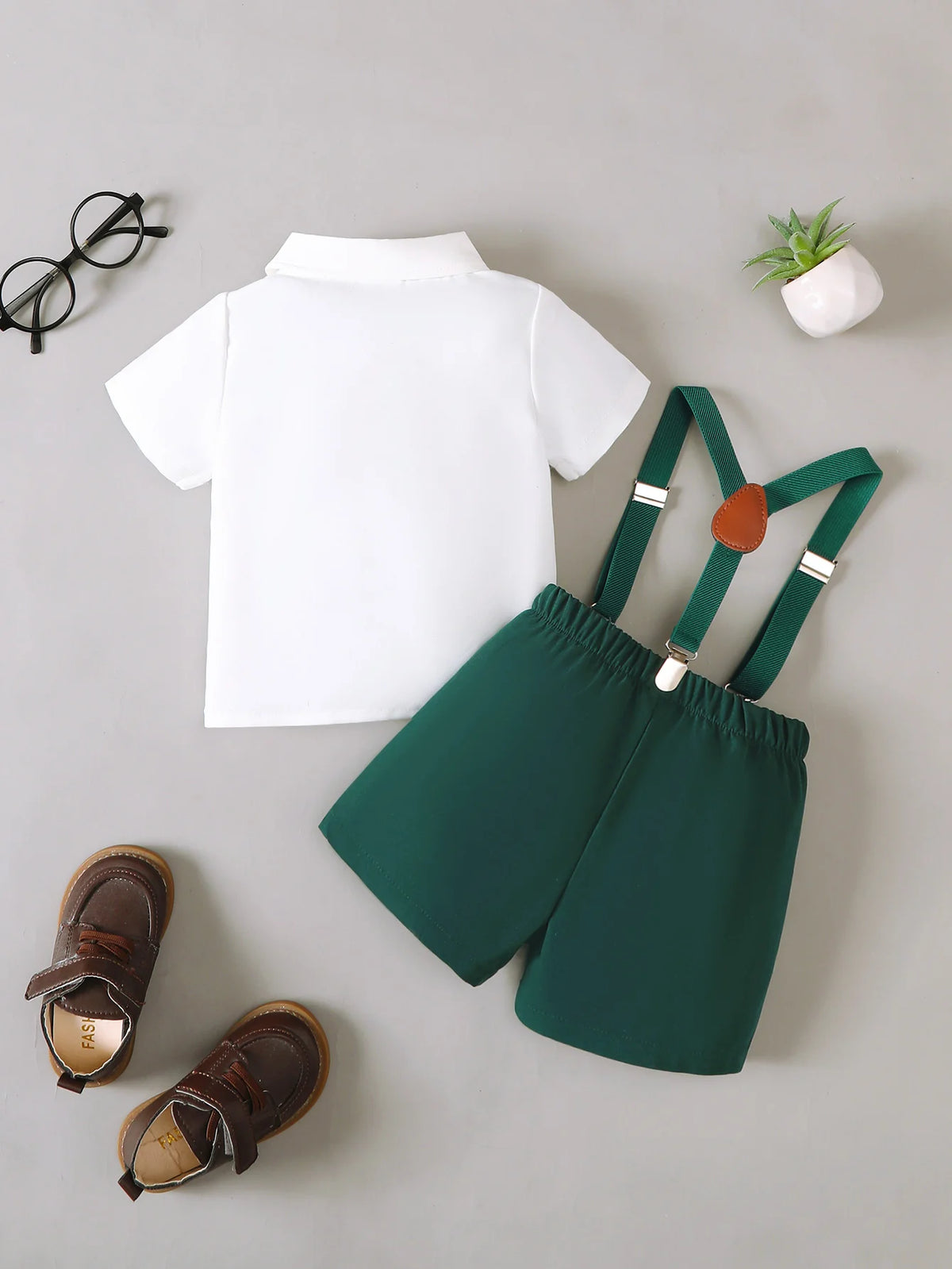 0-3 Year Old Baby Boy Set Bow Tie Collar Shirt Top and Green Shorts Suitable Baby Boy Summer Fashionable Shooting Clothing