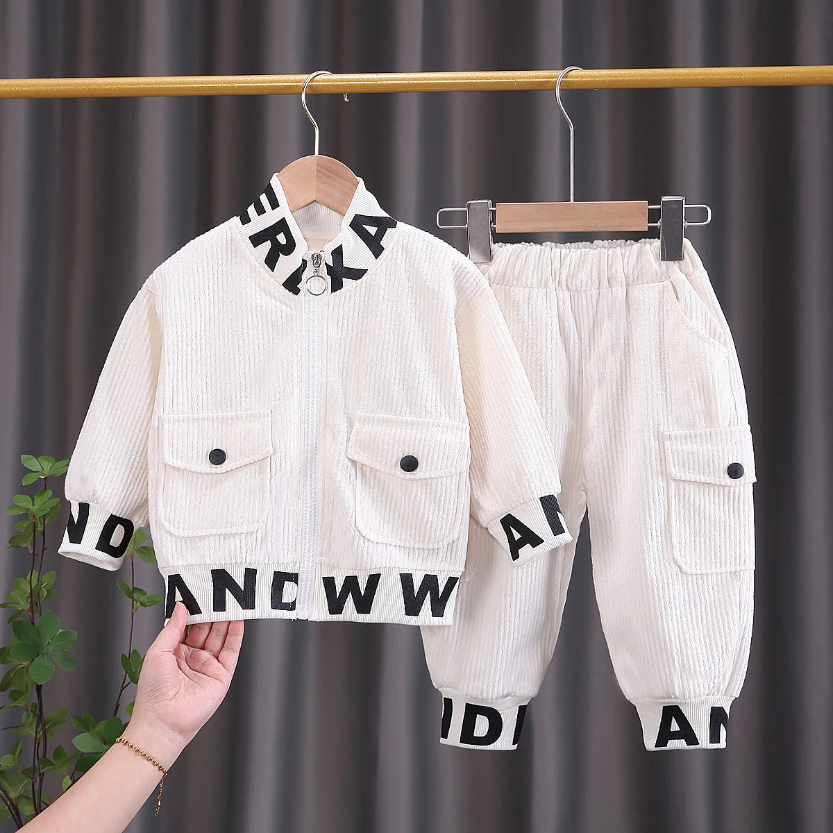 Baby Boy Clothes Corduroy Zipper Long Sleeved Casual Sports Two-Piece Set for 0-5 Year Old Fashionable Girls with Top and Pants